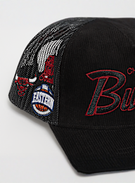 Mitchell & Ness, TIMES UP TRUCKER NBA Chicago Bulls black, czarny, Obraz 5 z 5