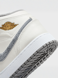 Jordan, Air Jordan 1 Mid SE Soft (GS), white, Image 8 of 8