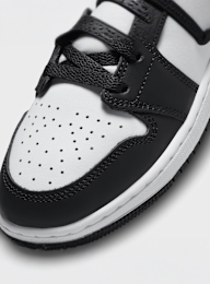 Jordan, Air Jordan 1 Mid SE Seasonal (GS), black, Image 7 of 8