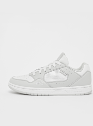 K1X, Sweep Low, white, Image 1 of 5