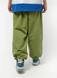 Urban Classics, Popline Parachute Pants, zielony, Obraz 2 z 5