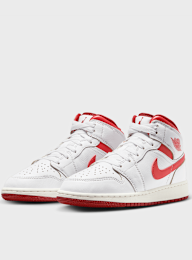 Jordan, Air Jordan 1 Mid SE (GS), white, Image 4 of 8