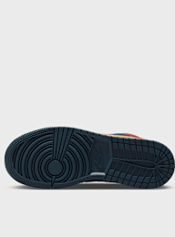 Jordan, Air Jordan 1 Low SE (GS), red, Image 3 of 8