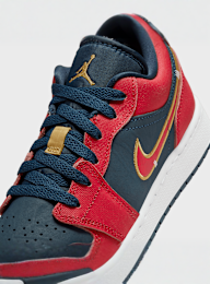 Jordan, 1 Low SE (GS), red, Image 7 of 8