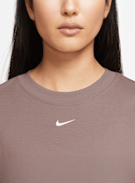 Nike, Sportswear Eseentials Low Brand Read T-Shirt, brown, Image 3 of 4