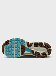Nike  , Zoom Vomero 5, beige, Image 3 of 9