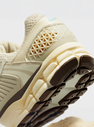 Nike, WMNS Zoom Vomero 5, beige, Image 7 of 9