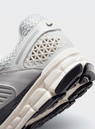 Nike, WMNS Zoom Vomero 5, grey, Image 8 of 9