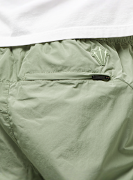 Nike Nocta, Nylon Track Pants, zielony, Obraz 6 z 7