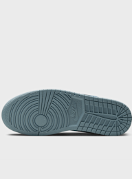 Jordan, Air Jordan 1 Low SE, blue, Image 3 of 8