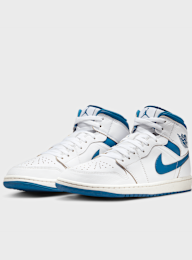 Jordan, Air Jordan 1 Mid SE, white, Image 4 of 8