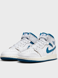 Jordan, Air Jordan 1 Mid SE (GS), white, Image 4 of 8