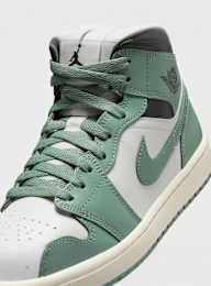 Jordan, Air Jordan 1 Mid, green, Image 7 of 8
