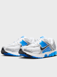 Nike, Zoom Vomero 5, grey, Image 4 of 9