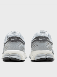 Nike, WMNS Zoom Vomero 5, grey, Image 5 of 9