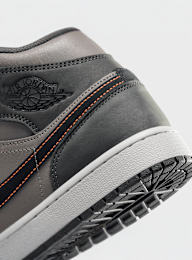 Jordan, Air Jordan 1 Mid SE, black, Image 8 of 8