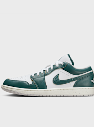 Jordan, Air Jordan 1 Low SE, green, Image 1 of 8