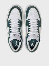 Jordan, Air Jordan 1 Low SE, green, Image 6 of 8