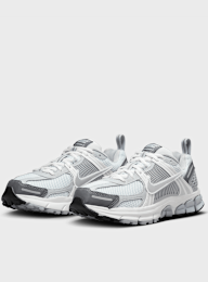 Nike, Zoom Vomero 5 (GS), white, Image 4 of 9