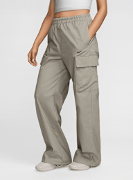 Nike, Sportswear Essential Woven Mid-Rise Standard Cargo Pants, beige, Image 1 of 7