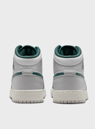 Jordan, Air Jordan 1 Mid SE (GS), green, Image 5 of 8