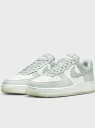 Nike, Air Force 1 '07 LV8, white, Image 4 of 8