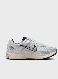 Nike, WMNS Zoom Vomero 5, grey, Image 2 of 9