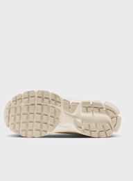 Nike, WMNS Zoom Vomero 5, beige, Image 3 of 7