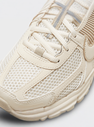 Nike, WMNS Zoom Vomero 5, beige, Image 5 of 7