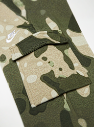 Nike, Sportswear Club Fleece Cargo Pant Camo, camouflage, Image 3 of 5