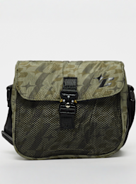 Capacité, Big C Cross Shoulder Bag, green, Image 1 of 5