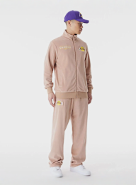 New Era, LA Lakers NBA Lifestyle Velours Trackpants, beige, Image 5 of 5