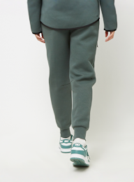 Nike, Sportswear Tech Fleece Mid-Rise Jogger, groen, Afbeelding 2 van 5