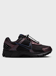 Nike, WMNS Zoom Vomero 5, black, Image 2 of 9