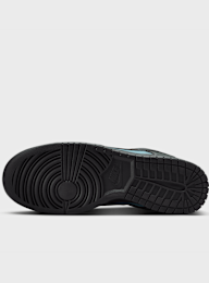 Nike, Dunk Low Retro SE, multi-colour, Image 3 of 9
