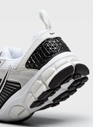 Nike, Zoom Vomero 5 (GS), white, Image 8 of 9