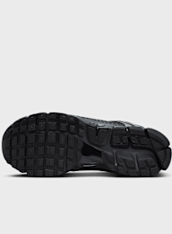 Nike, Zoom Vomero 5, black, Image 3 of 9
