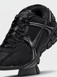 Nike, Zoom Vomero 5, black, Image 7 of 9
