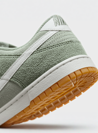 Nike, Dunk Low Retro SE, green, Image 8 of 9