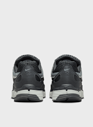 Nike, P-6000 metallic silver/metallic silver/black, grey, Image 5 of 9