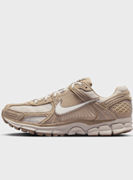 Nike, Zoom Vomero 5, brown, Image 1 of 8