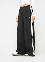adidas Originals, 3-Streifen Wide Leg Pants, black, Image 1 of 6