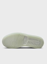 Jordan, WMNS Air Jordan 1 Low SE, green, Image 3 of 8