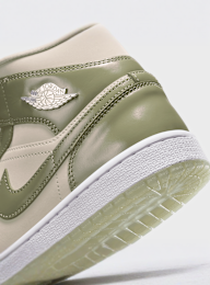 Jordan, Air Jordan 1 Mid SE summit white/blue chill-black, green, Image 8 of 8