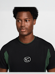 Nike, Sportswear Swoosh Air Loose Fit Top, black, Image 3 of 4