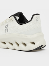 On, Cloudtilt, white, Image 6 of 8