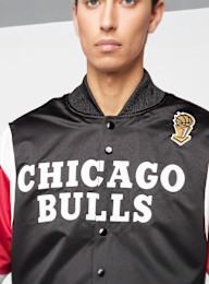Mitchell & Ness, NBA Team Origins Satin Jacket Vintage Logo Chicago Bulls, black, Image 5 of 8