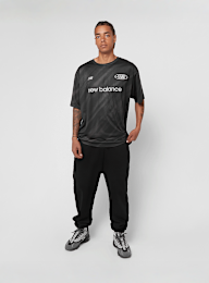 New Balance, Geometric Poly Tee, black, Image 4 of 4