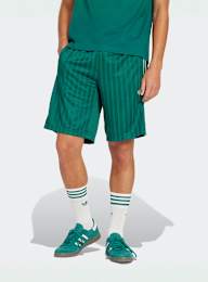 adidas Originals, 3-Streifen Poly Shorts, green, Image 1 of 5