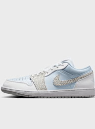 Jordan, WMNS Air Jordan 1 Low SE, blue, Image 1 of 8